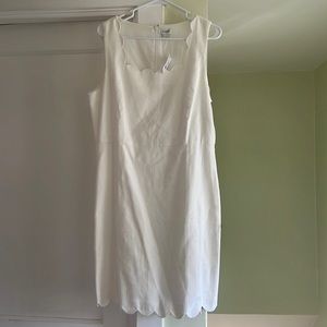 White scalloped edge dress.